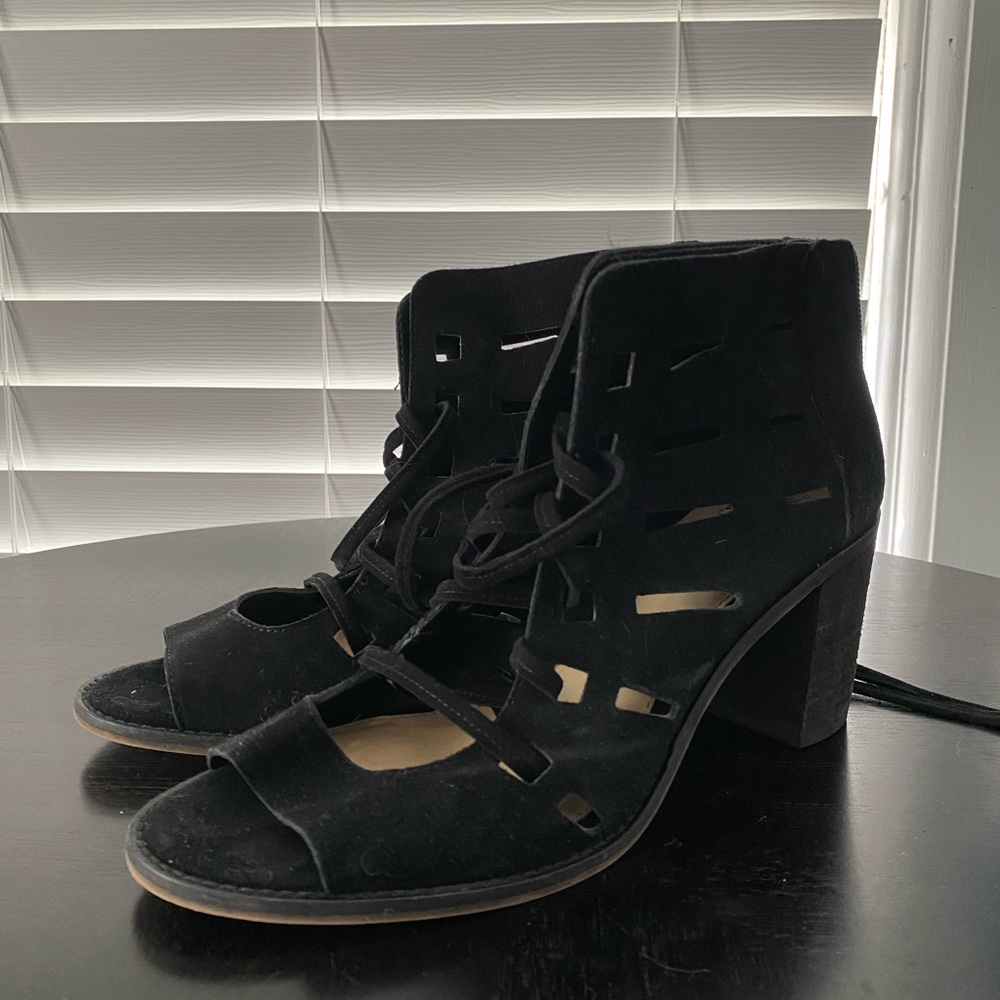 Vince Camuto Black Heels